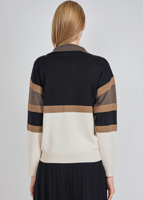 Multi-Tonal Zip Collar Sweater with Color Sections