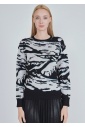 B/W Knit Top with Distinctive Abstract Touch