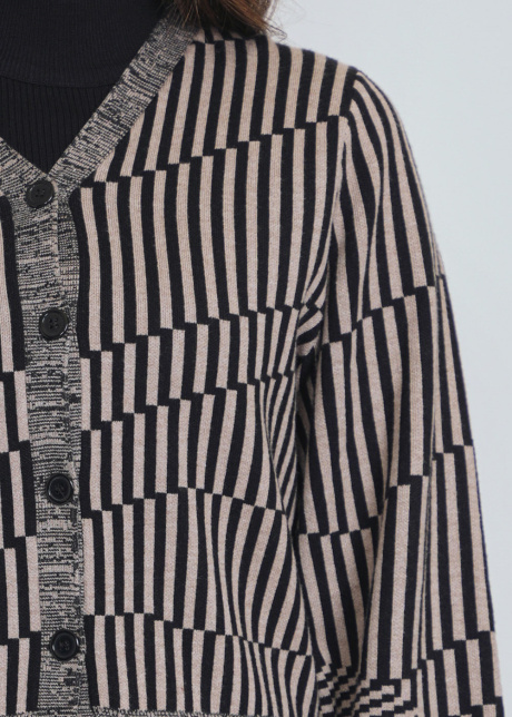 Black Cardigan with Structured Geometry & Full Sleeves