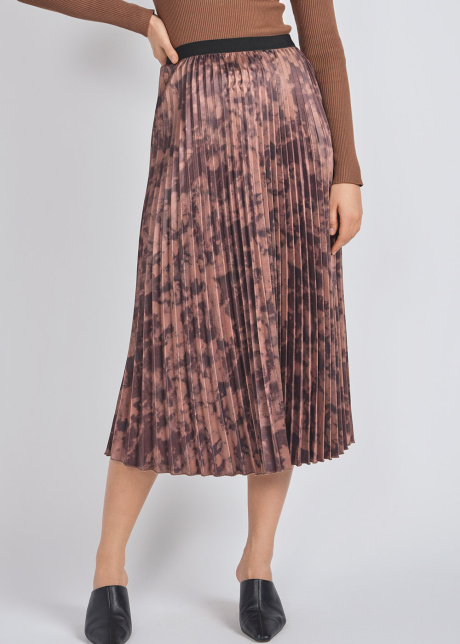Elegant Enigma: Abstract Pleated Skirt