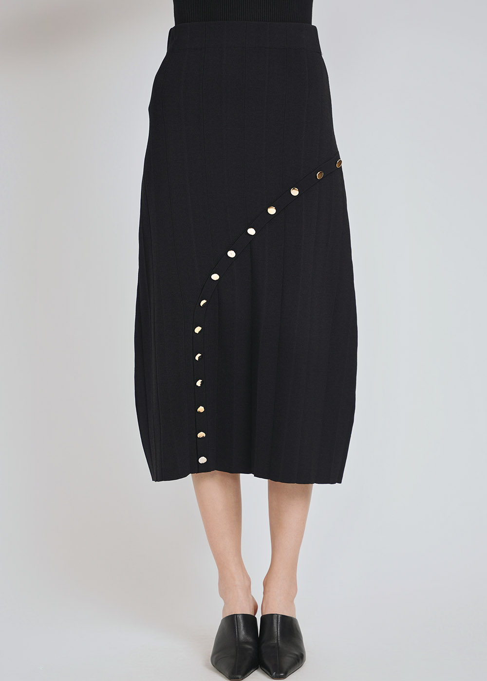 Black Midi Knit Skirt with Subtle Button Accents