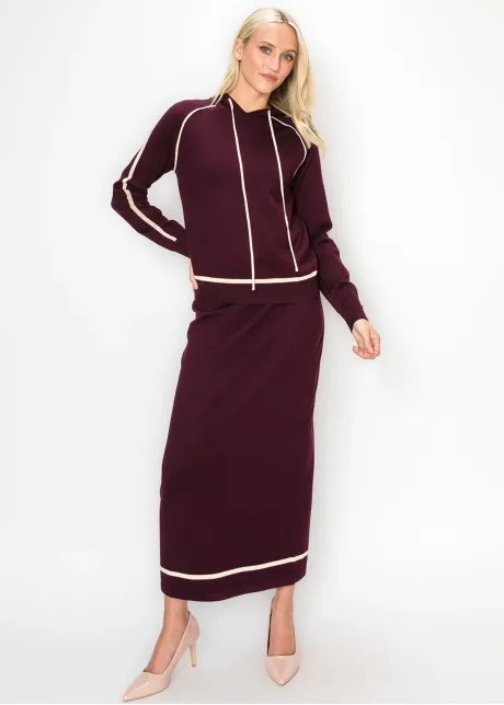 Fine Knit Drawstring Hoodie in Burgundy
