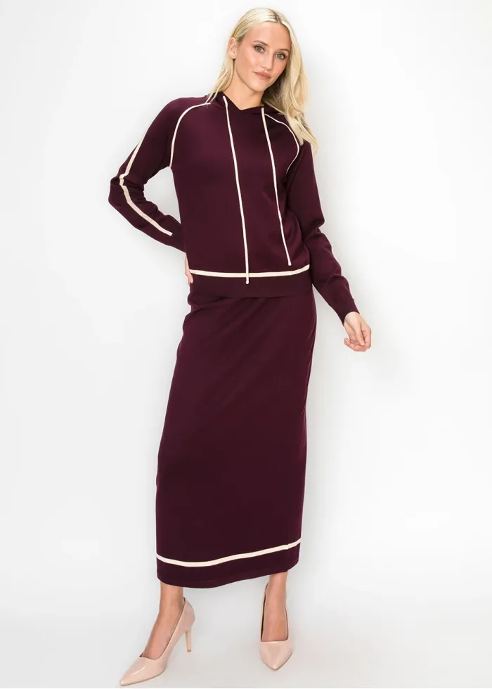 Fine Knit Drawstring Hoodie in Burgundy