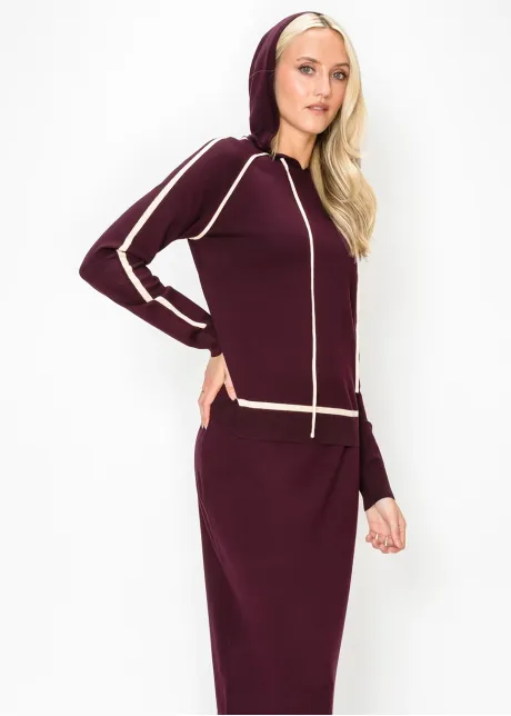Fine Knit Drawstring Hoodie in Burgundy