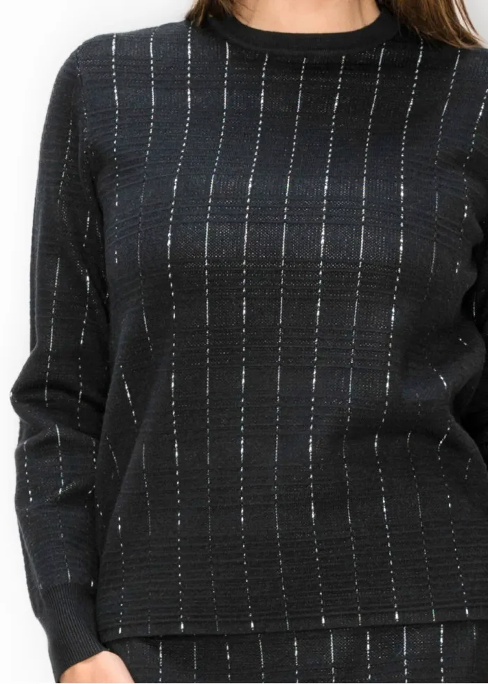 Textured Grid Knit Pullover in Black