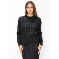 Textured Grid Knit Pullover in Black