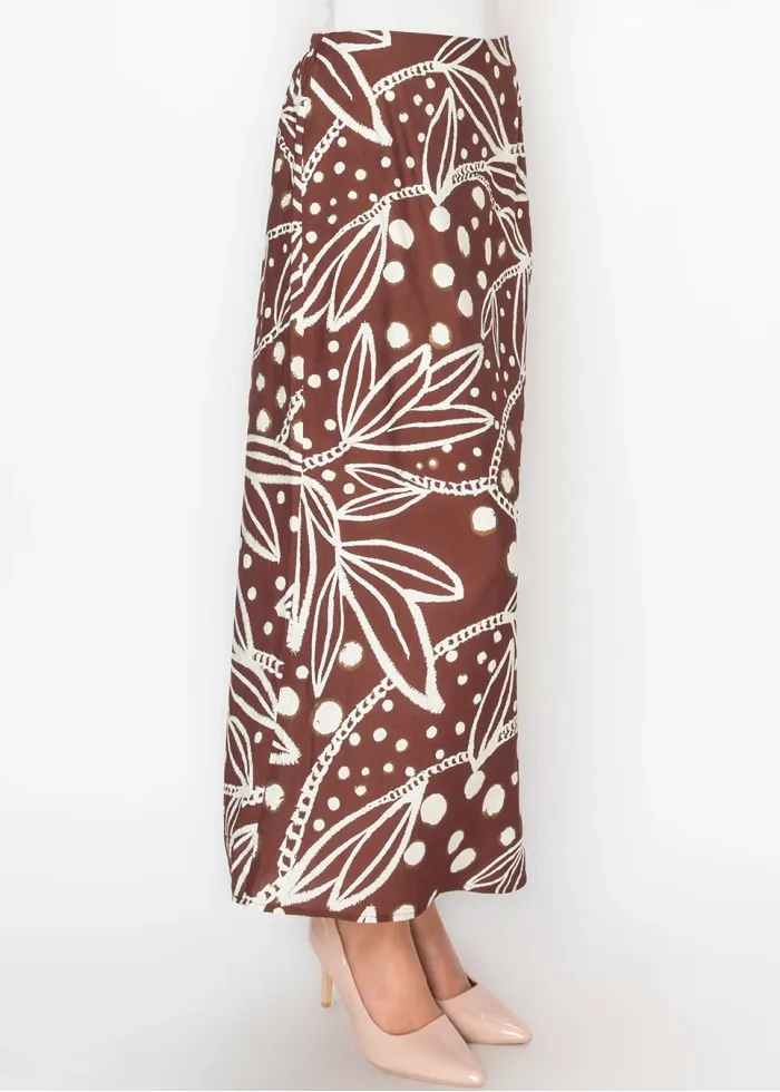 Leaf Print A Line Skirt in Burgundy