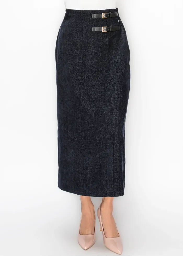 Buckle Detail Skirt in Navy