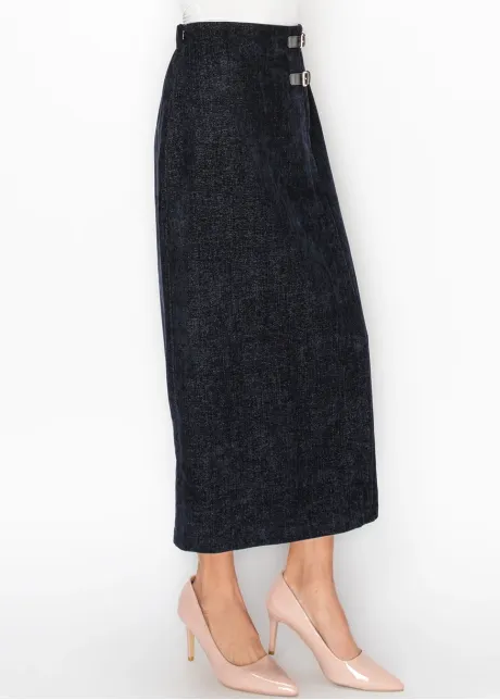 Buckle Detail Skirt in Navy