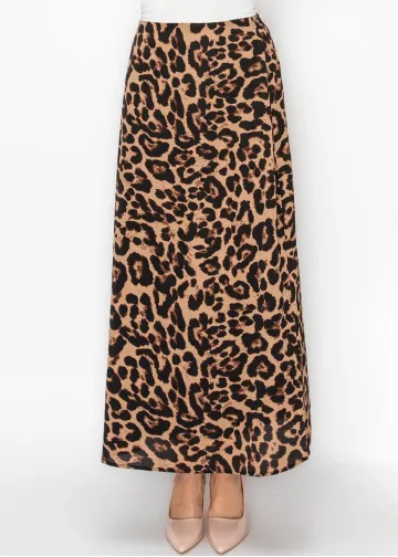 Leopard Print Maxi Skirt in Brown