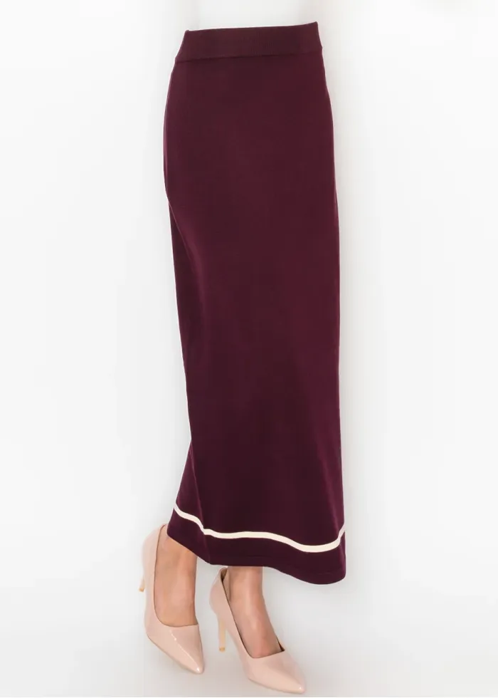 Long Knit Pencil Skirt in Burgundy