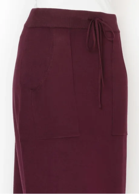 Drawstring Knit Skirt with Pockets in Burgundy