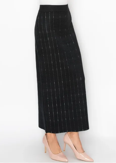 Ribbed Waist Textured Knit Skirt in Black