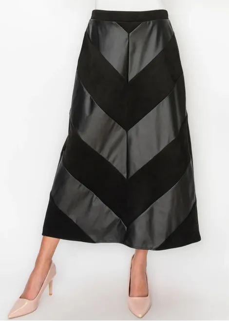 Chevron Panel Skirt in Black