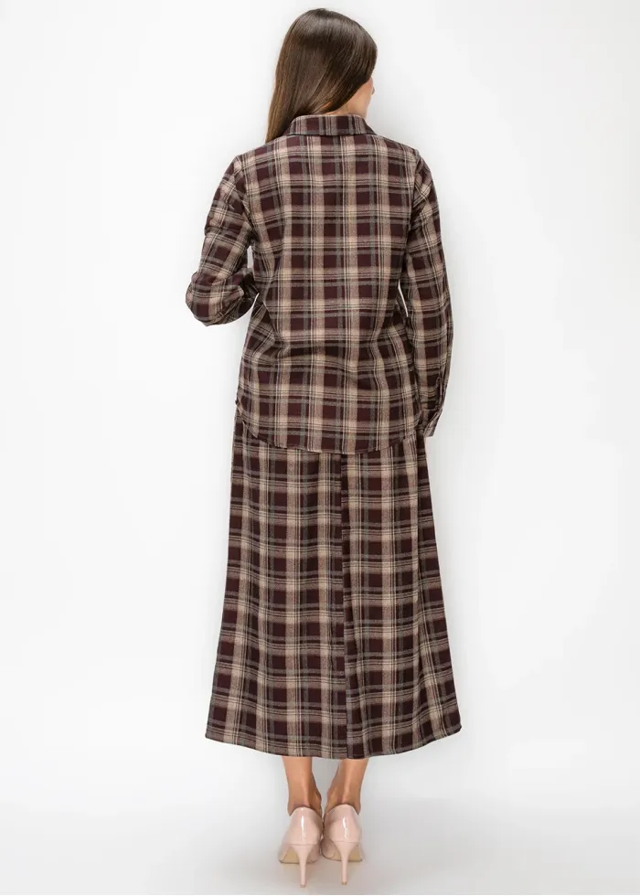 Plaid Skirt with Pockets in Burgundy