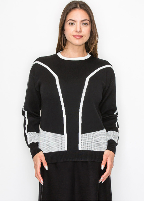 Black and White Graphic Knit Pullover