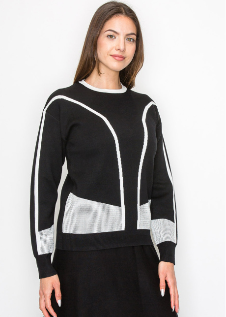 Black and White Graphic Knit Pullover