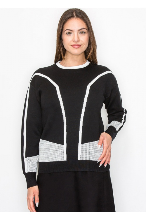 Black and White Graphic Knit Pullover