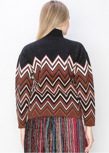 Zigzag Chic: Multicolor Chevron Sweater