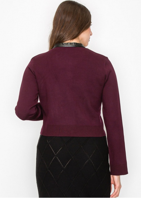 Burgundy Knit Cardigan with Elegant Collar Accent