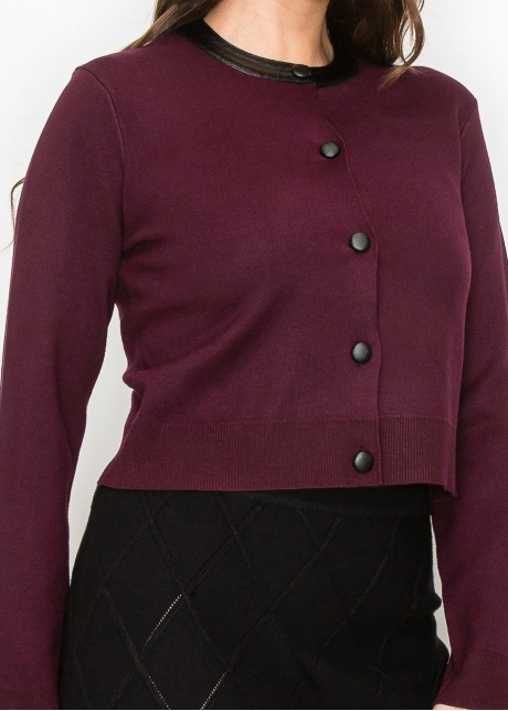 Burgundy Knit Cardigan with Elegant Collar Accent