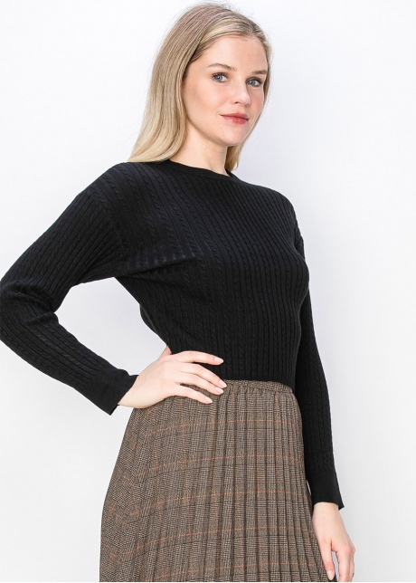 Simple Elegance Cable-Knit Sweater