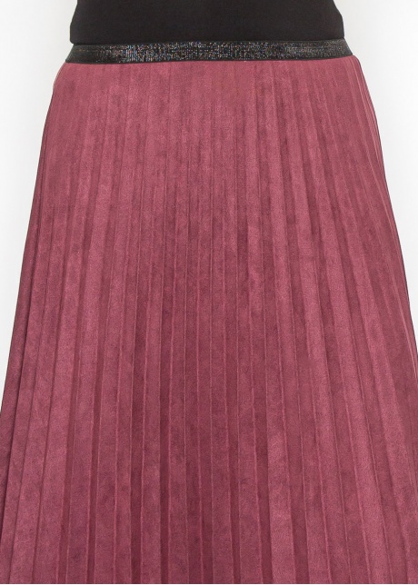 Elegant Burgundy Suede Pleat Midi Skirt
