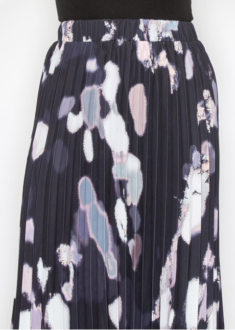 Abstract Pleated Black Midi Skirt