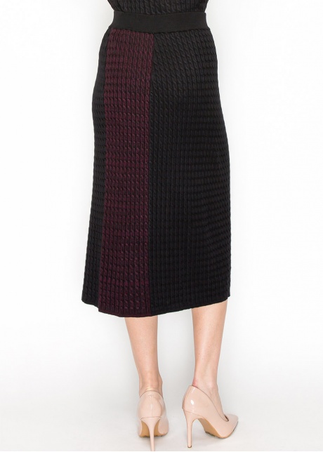 Burgundy and Black Cable Knit Contrast Skirt