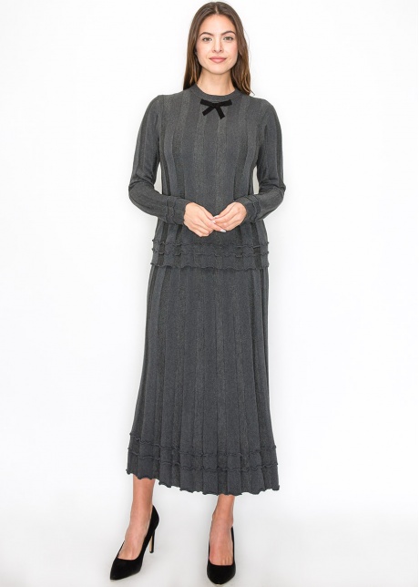 Grey Knit Skirt with Ruffle Hem