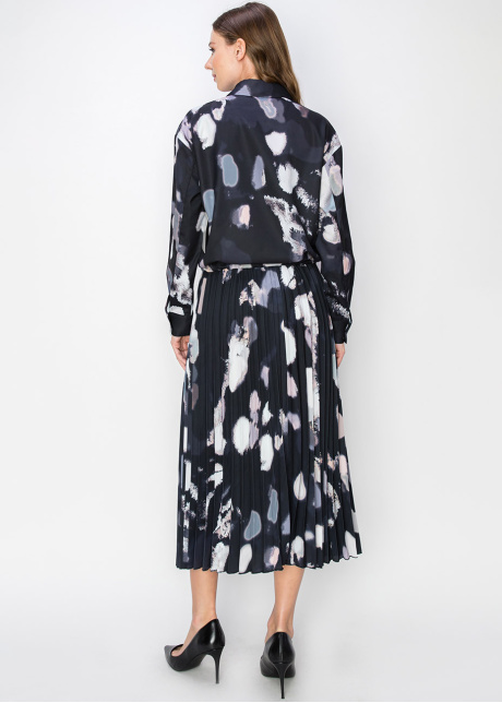 Abstract Pleated Black Midi Skirt