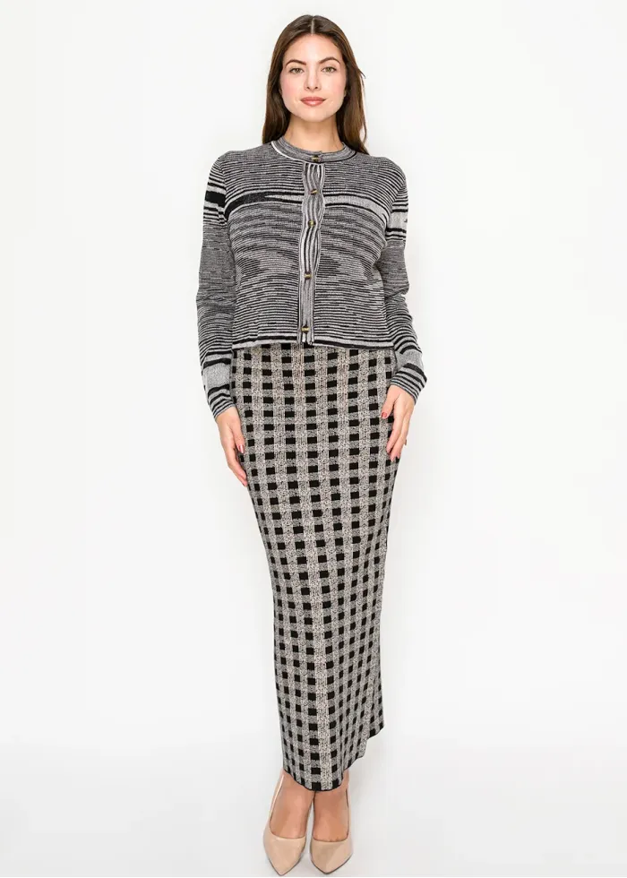 Graphic Stripe Knit Cardigan