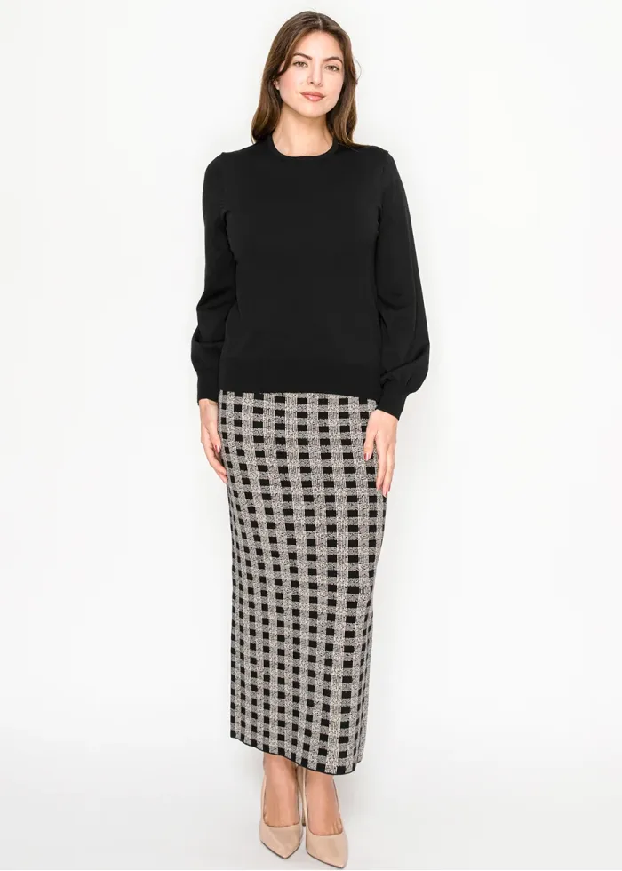 Everyday Black Crewneck Knit Sweater