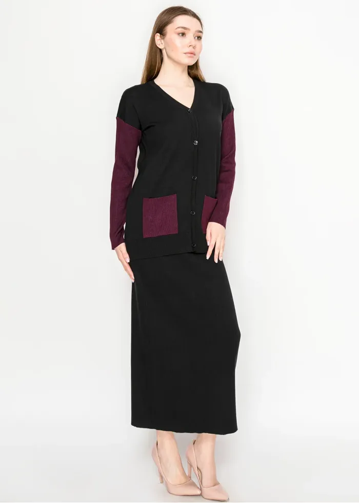 Sleek Knit Pencil Skirt – Black