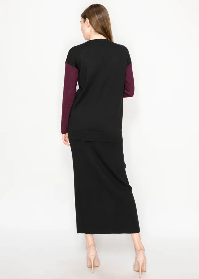 Sleek Knit Pencil Skirt – Black