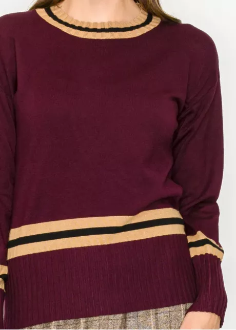 Modest Stripe Accent Knit – Burgundy Tone