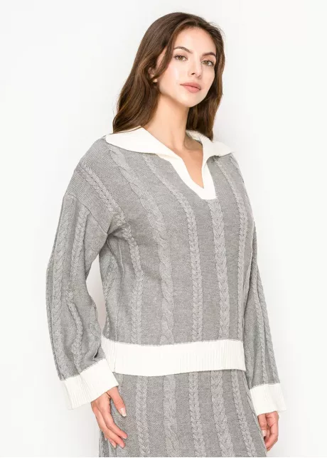 Contrast Trim Cable Sweater in Light Grey