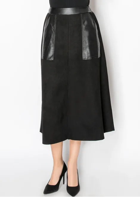 Black Midi Skirt with Contrast Pockets
