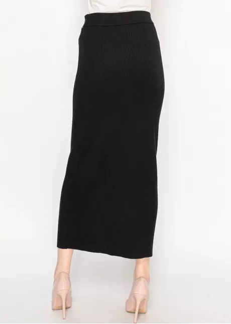Sleek Knit Pencil Skirt – Black