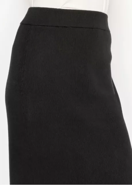 Sleek Knit Pencil Skirt – Black
