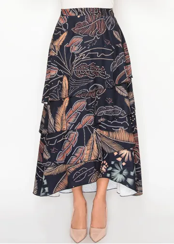 Floral tiered midi skirt in navy print