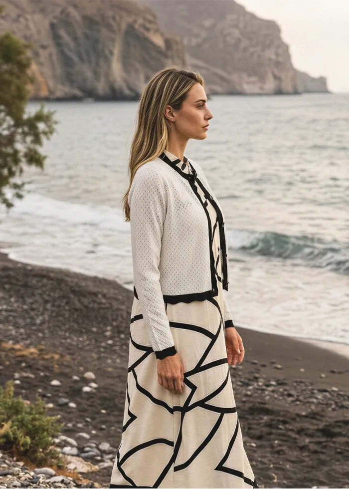 The Graphic Lines Outfit