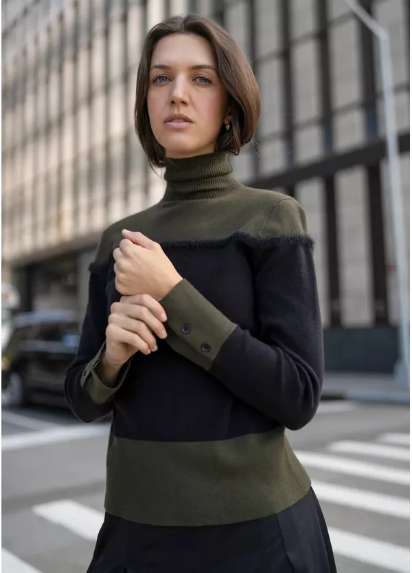Two-Tone Edge Black & Olive Outfit