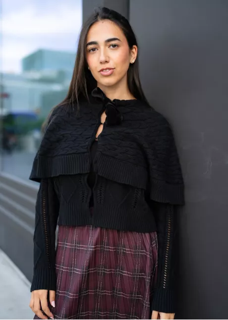 Layered Knit and Plaid Skirt City Outfit