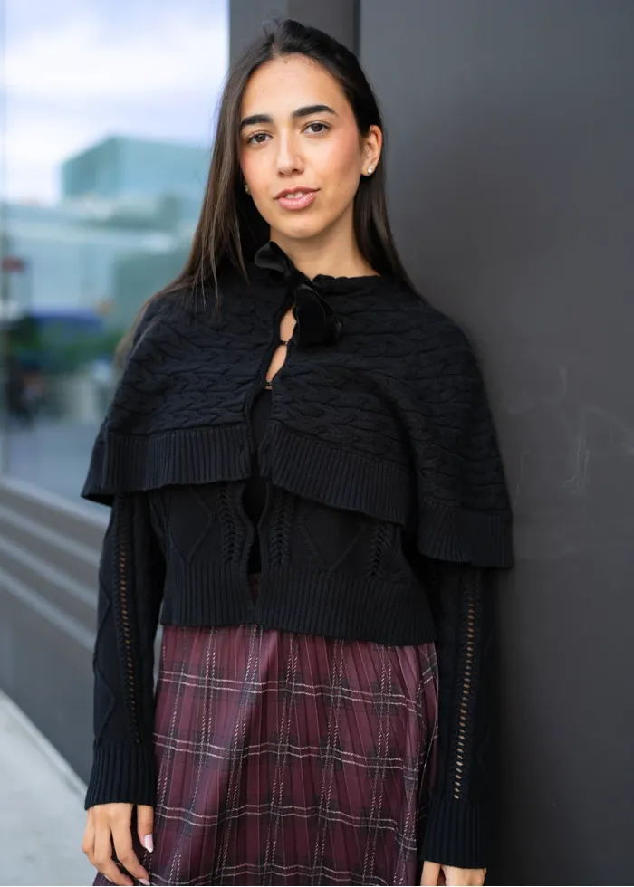 Layered Knit and Plaid Skirt City Outfit