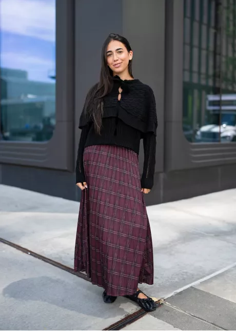 Layered Knit and Plaid Skirt City Outfit