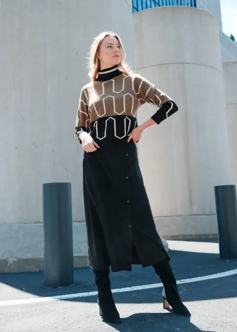 Geometric Contrast Olive & Black Outfit