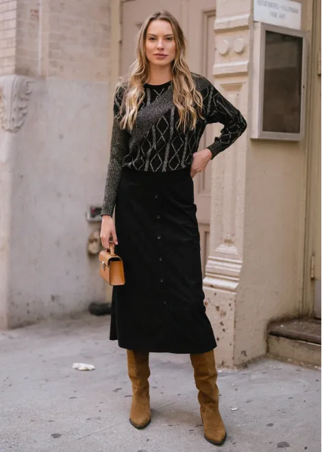 Golden Thread Black Skirt Outfit