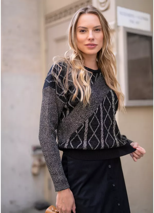Golden Thread Black Skirt Outfit