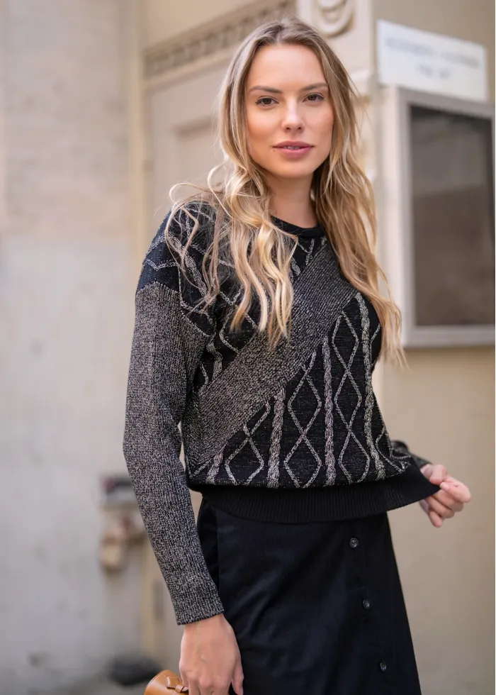 Golden Thread Black Skirt Outfit